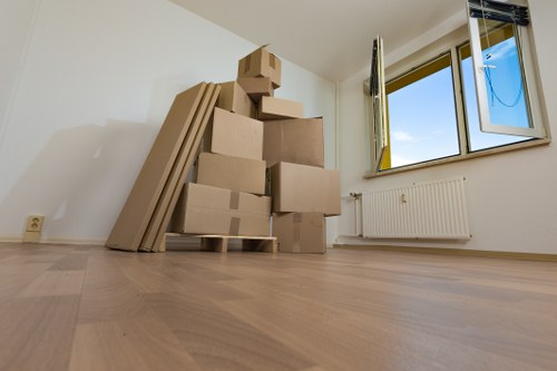 Furniture removal and transport support in Kingstonvale